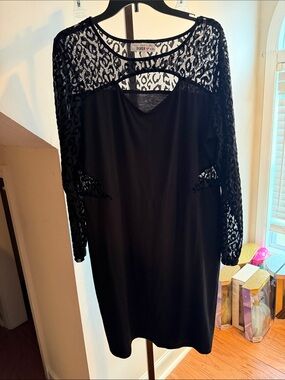 Derek Heart Black Lace-Inset Long Sleeve Dress